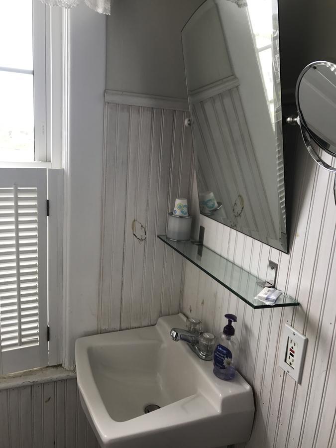 Beach House Inn West Dennis Bagian luar foto